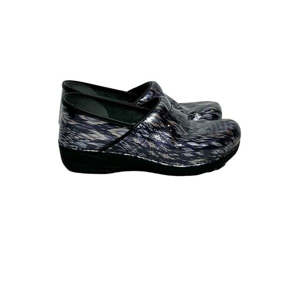 Dansko XP 2.0 navy blue ikat patent clogs size 41 - Picture 1 of 15